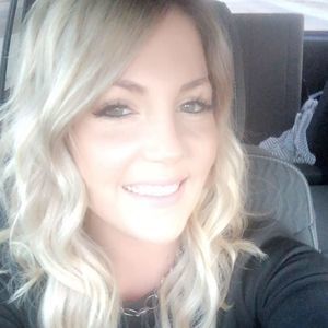 Meet your Posher, Lacey